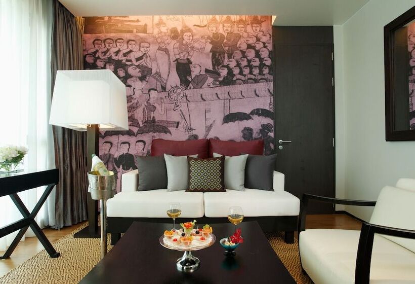 سوییت جونیور, Avani Khon Kaen Hotel & Convention Centre