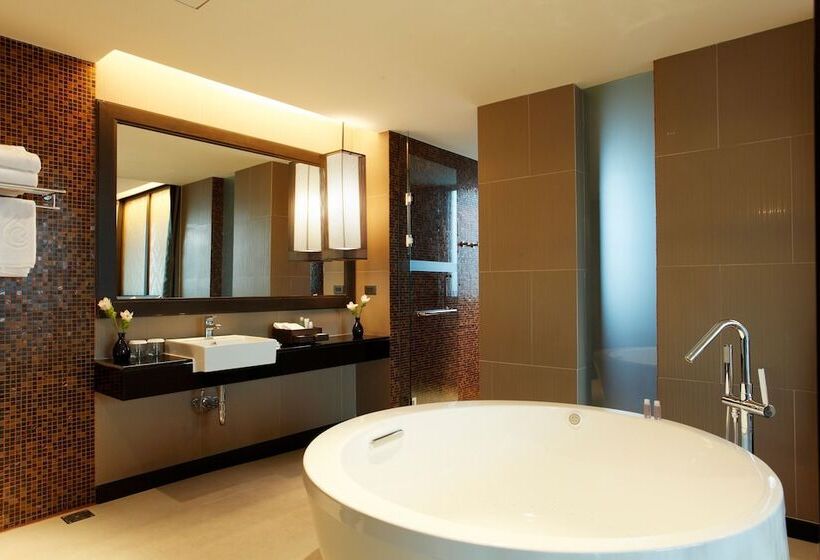 سوییت اجرایی, Avani Khon Kaen Hotel & Convention Centre