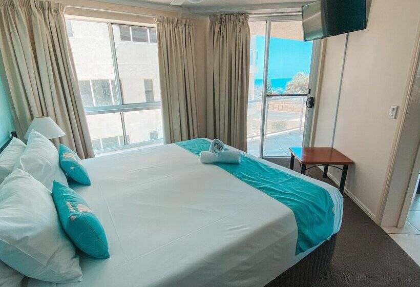 Апартаменты Ejecutiva 3 Спальни, Bargara Blue Resort