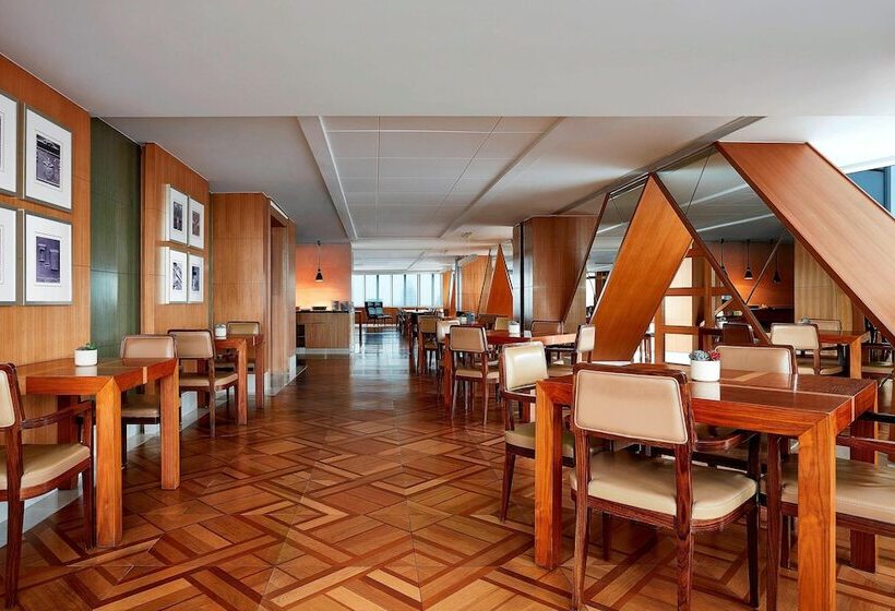 سوییت اجرایی, Shanghai Marriott Marquis City Centre