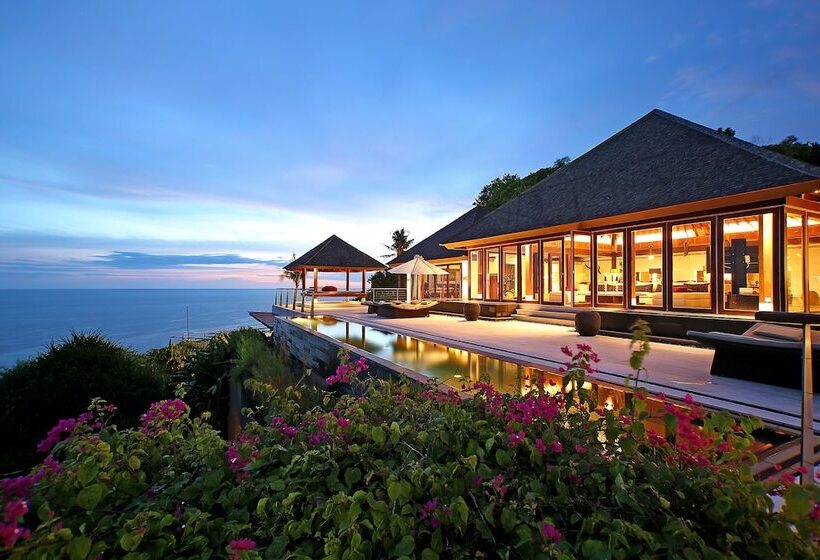 ویلای 5 خوابه, The Edge Bali
