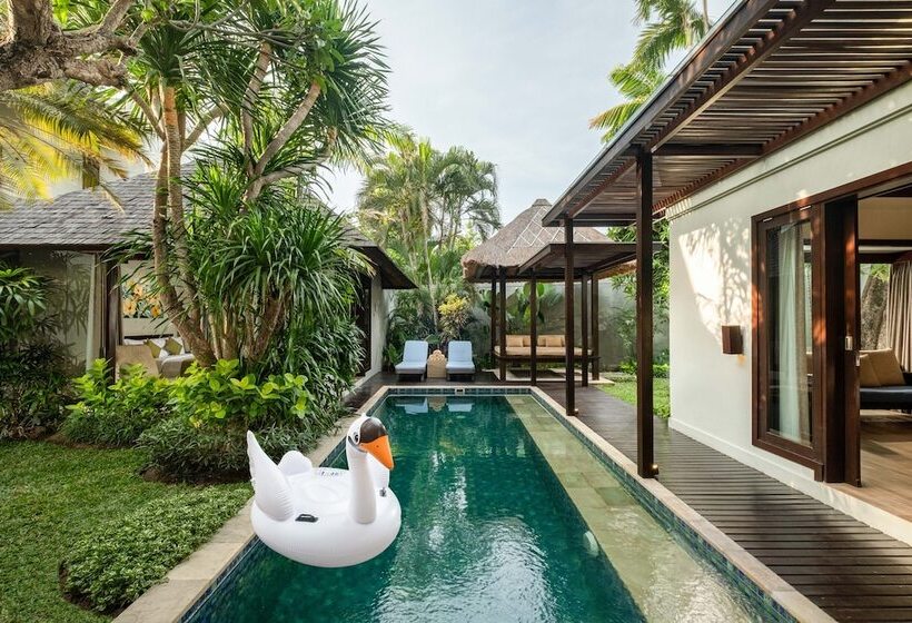Вилла 3 Спальни с Бассейном, Le Jardin Villas Seminyak