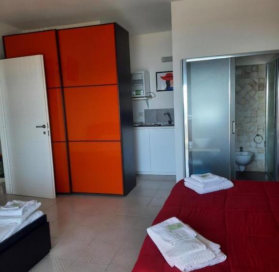 اتاق استاندارد چهار تخته با چشم‌انداز دریا, Marina D Agrò Residence