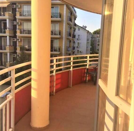 Apartamento 2 Dormitórios, Central Plaza Apartment