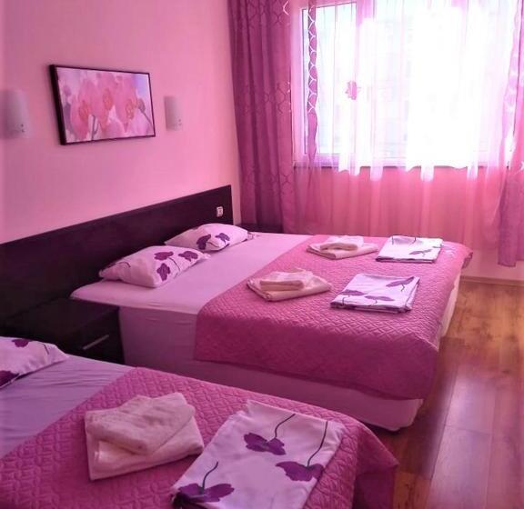 Apartamento 2 Dormitórios, Central Plaza Apartment