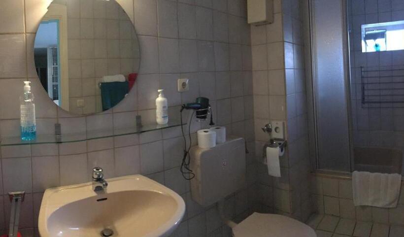 Студия Deluxe, Dormitorium Kaarst Wohnraum Auf Zeit