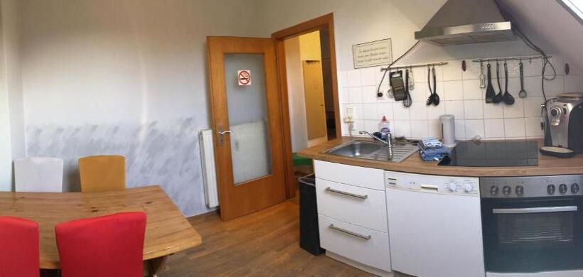 Апартаменты 2 Спальни, Dormitorium Kaarst Wohnraum Auf Zeit