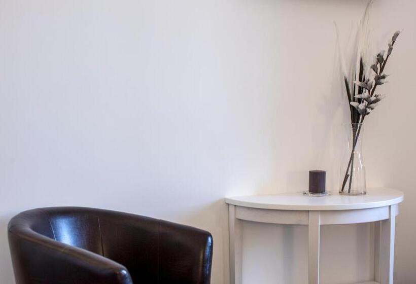 اتاق استاندارد چهار تخته, B&b Civico 41 Salerno
