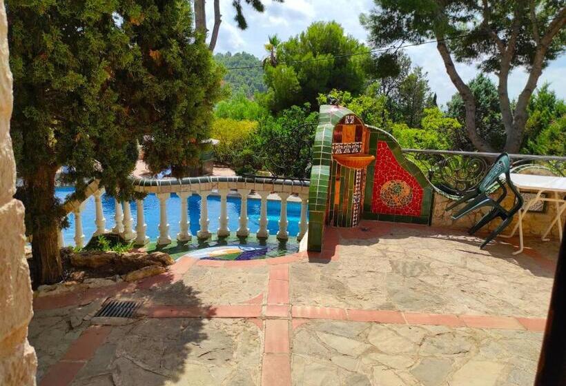 Апартаменты 1 Спальня Вид на Сад, Apartamentos Gaudi Style