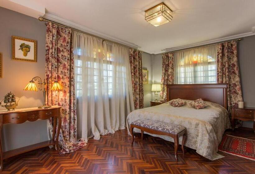 Апартаменты 1 Спальня с Террасой, Apartamentos Gaudi Style