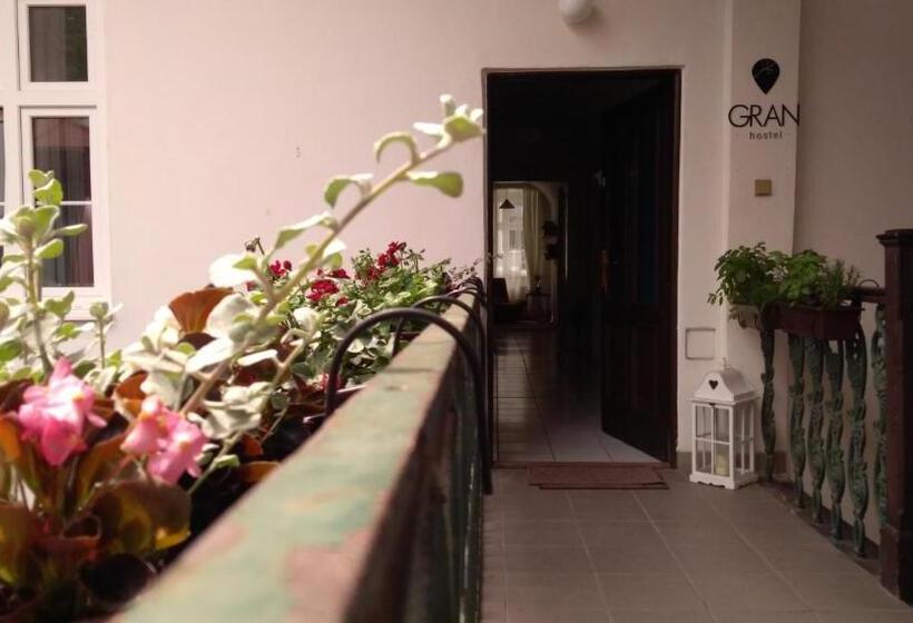 Quarto Estandar Banheiro Compartilhado, Gran Hostel