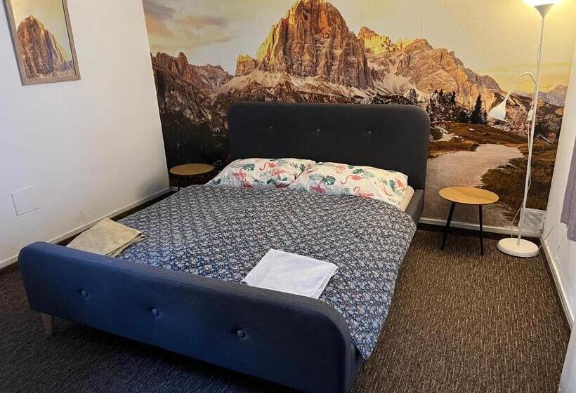 家庭房间共用浴室, Gran Hostel