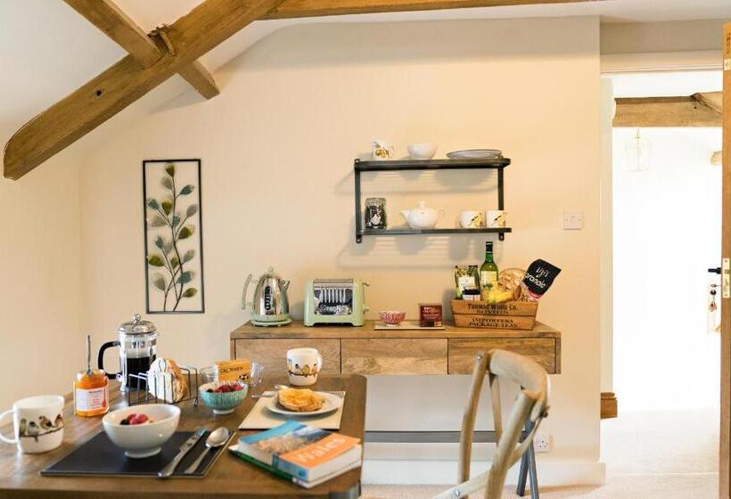 Люкс, Neuadd B&b Suites