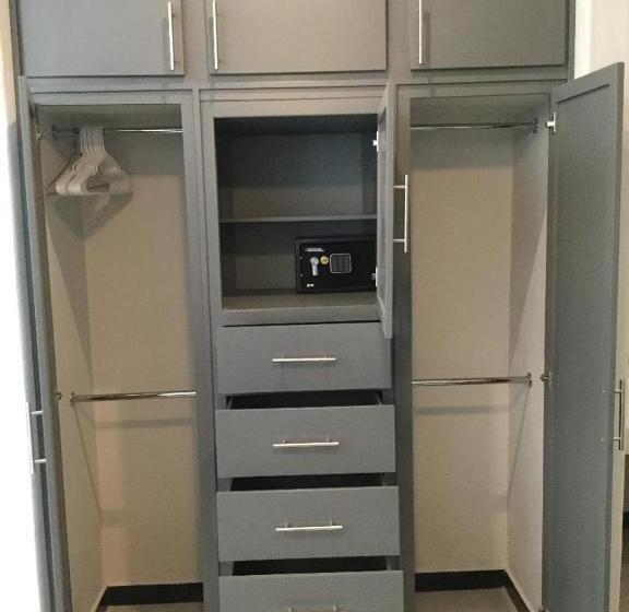 标准间, Privatto Suites