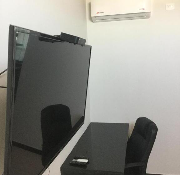 标准工作室, Privatto Suites