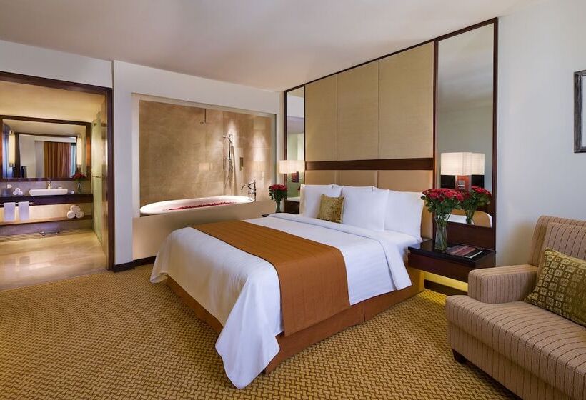 سوییت اجرایی, Courtyard By Marriott Ahmedabad