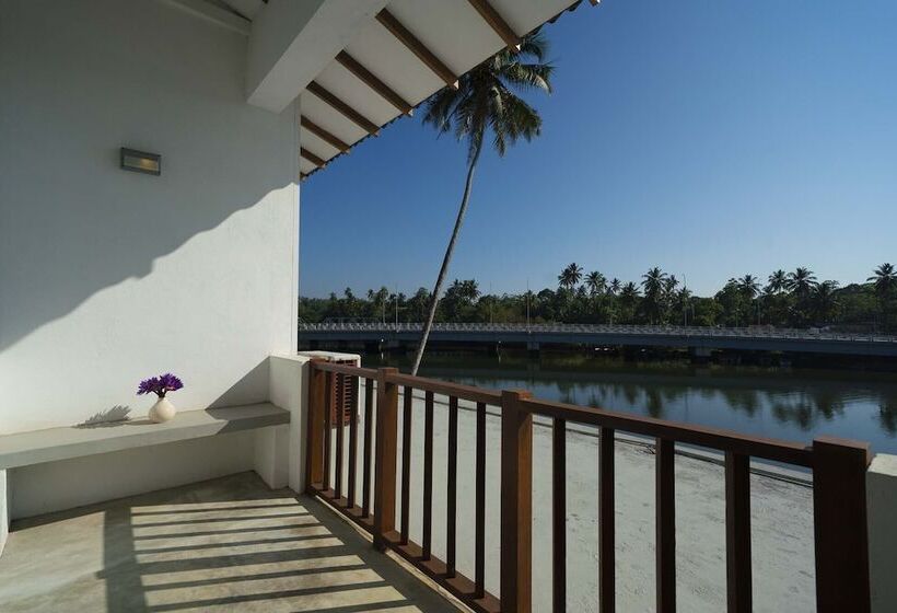 Номер Стандарт Вид на Озеро, Mandara Resort Mirissa
