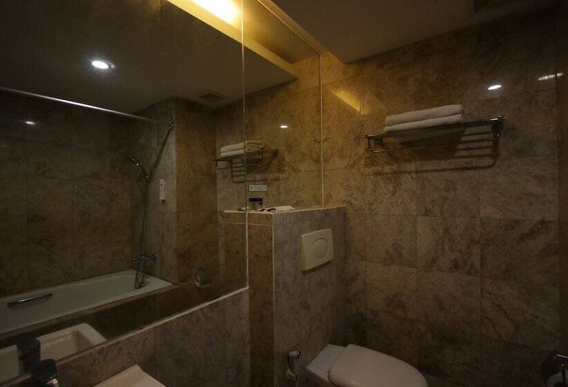 اتاق خانوادگی, Serela Kuta Bali