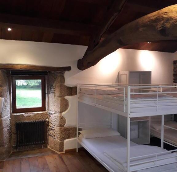 Кровать в Общей Комнате, Albergue O Xistral