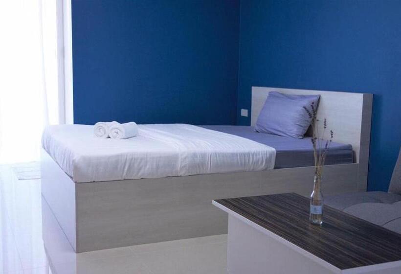اتاق استاندارد یک نفره, H12, The Stylish Apartment