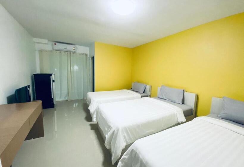 اتاق استاندارد سه نفره, H12, The Stylish Apartment