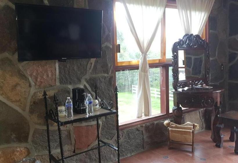 Люкс Вид на Горы, Rio Estigia Inn