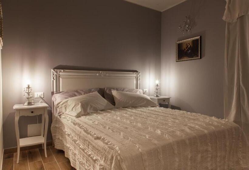 Номер Deluxe с Балконом, Al Borgo Rooms