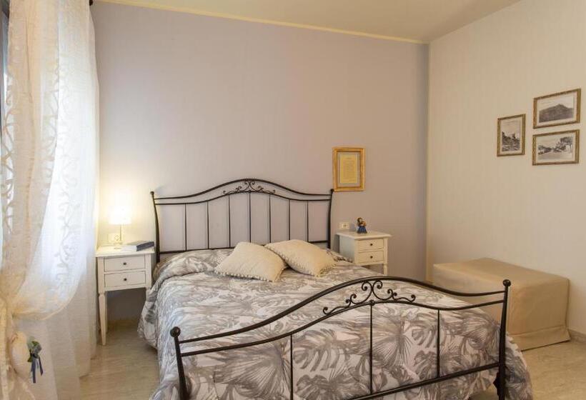 Номер Стандарт Трехместный, Al Borgo Rooms