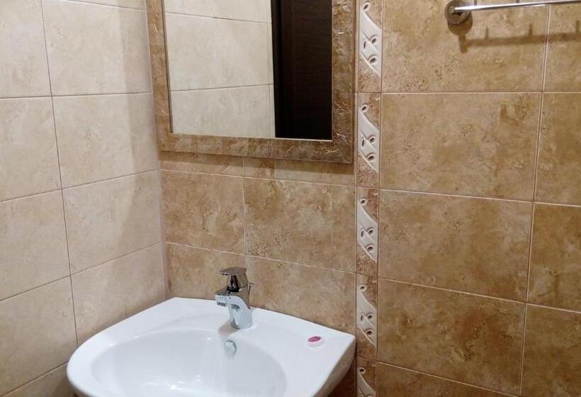 Quarto Estandar, Guesthouse White Margarit