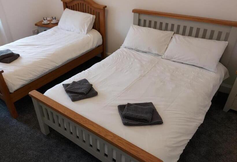 اتاق خانوادگی, Maze Serviced Apartment