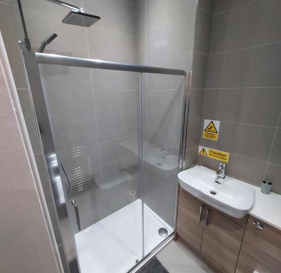غرفة عائلية, Maze Serviced Apartment