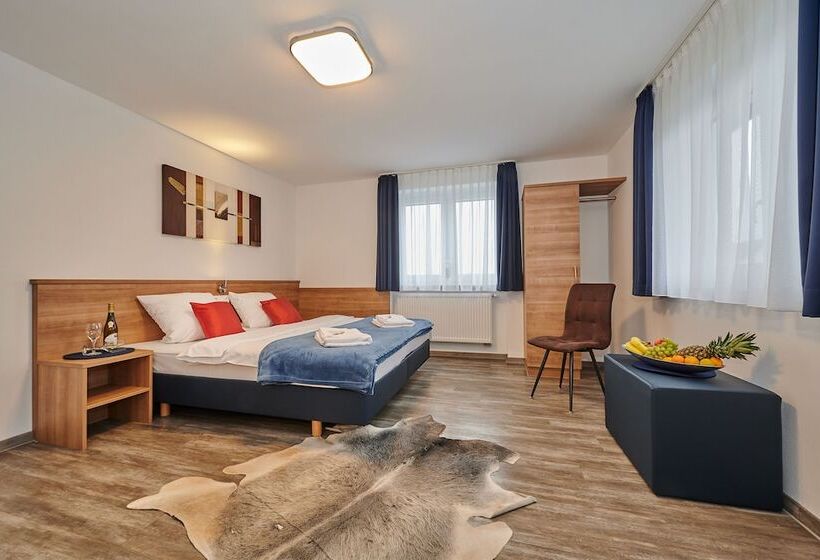 Номер бизнес-класса, Sunny Hotel Straubing