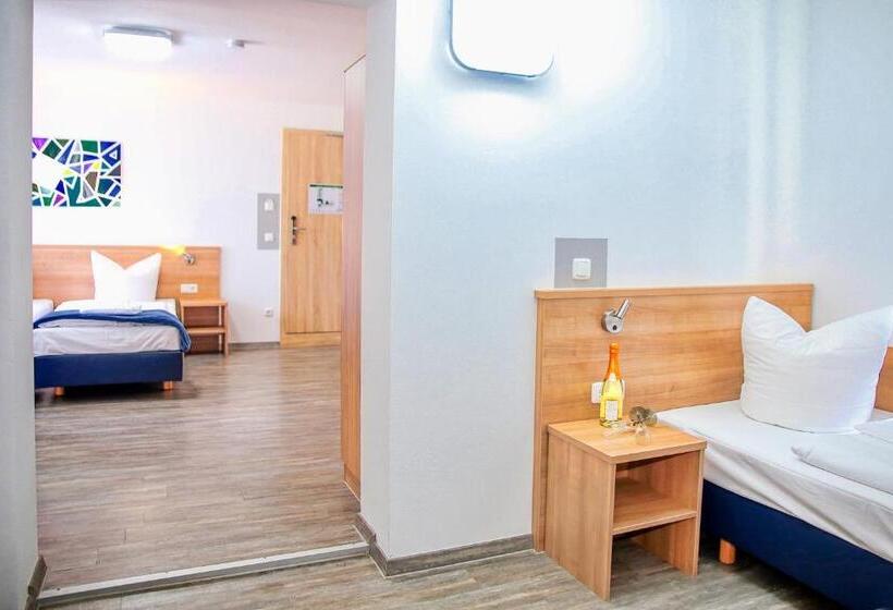 Апартаменты 1 Спальня, Sunny Hotel Straubing
