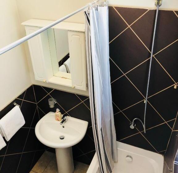 Номер Стандарт Совместная Ванная, Modern Goldfields Apartments