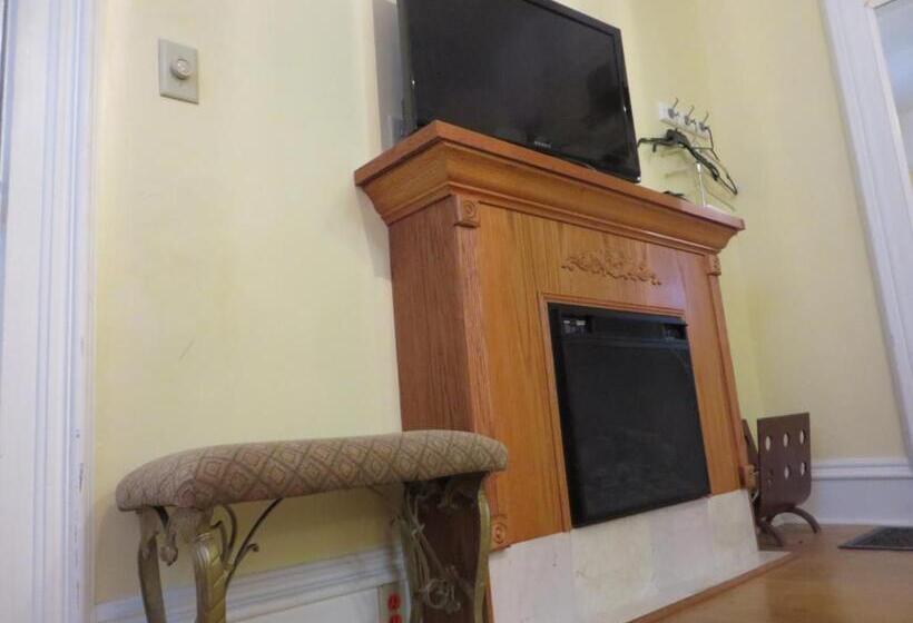 Номер Стандарт, Historic Sion Bass Guest House