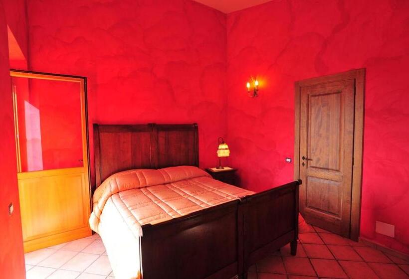 带花园景观的标准三人间, Poggio Dei Cavalieri