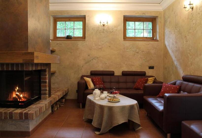 سوییت جونیور, Boutique Hotel Bersas