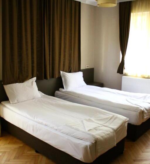 豪华房间, Guest House Central