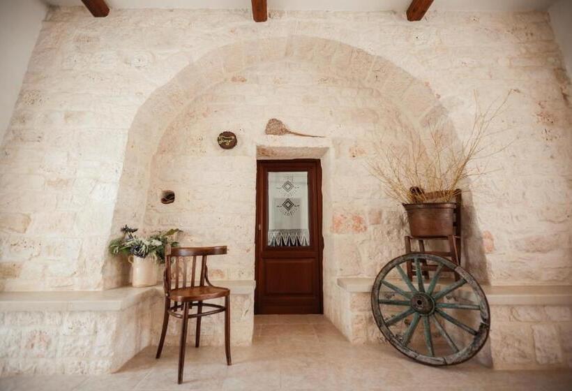 اتاق لوکس چهار تخته, I Trulli Del Tupparello