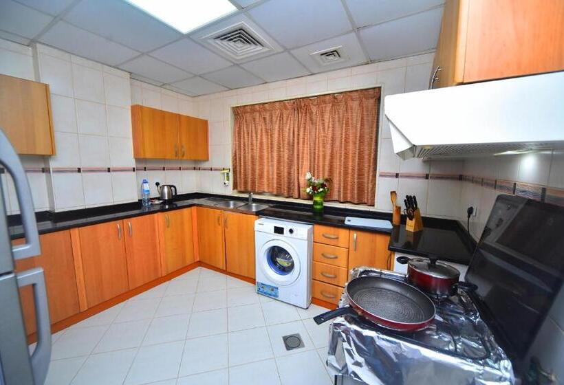 Апартаменты 3 Спальни, Emirates Stars Hotel Apartments Sharjah