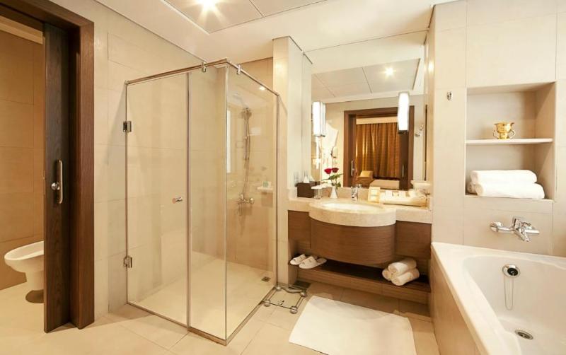 Люкс Премиум, Oaks Liwa Executive Suites