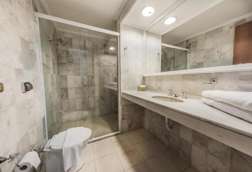 غرفة ديلوكس, Plaza Bittar