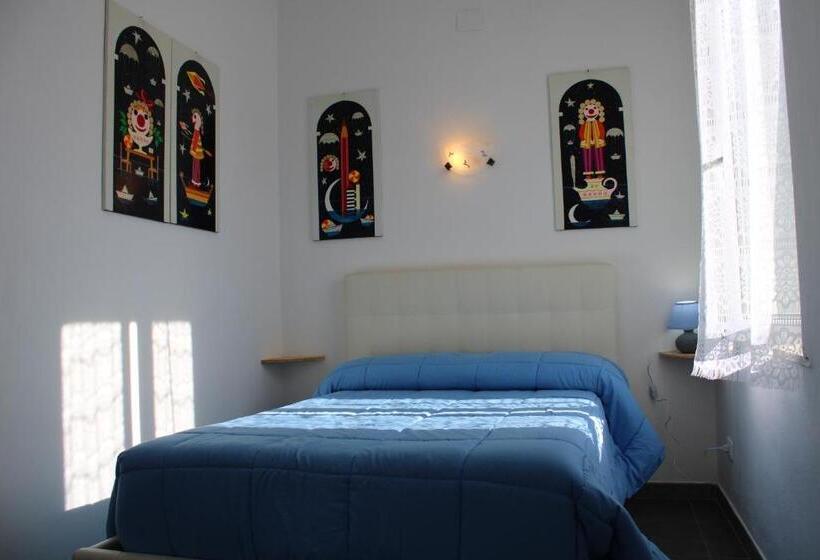 Standard Triple Room with Terrace, Creuza De 5 Terre