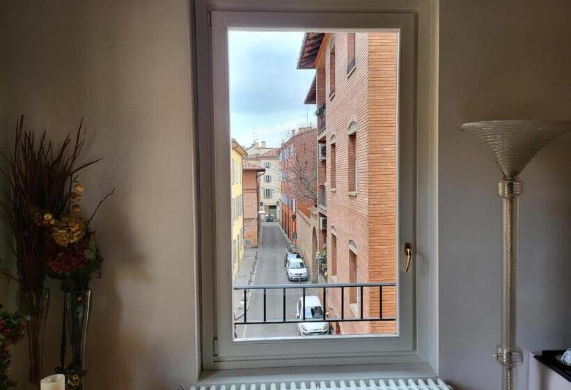 سوییت, B&b Griffoni 7