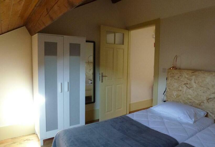 Quarto Estandar Banheiro Compartilhado, Canvas Atelier Hostel