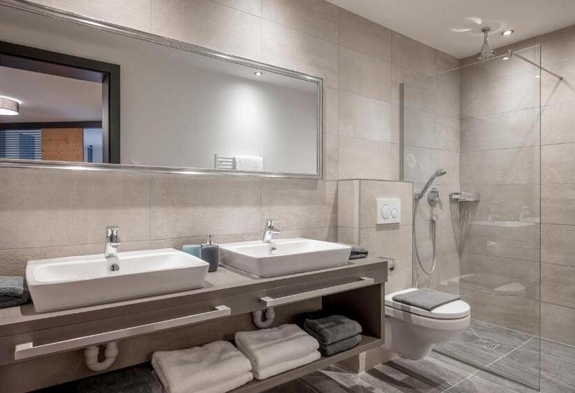 Apartamento 1 Dormitório Vista Jardim, Corso Living
