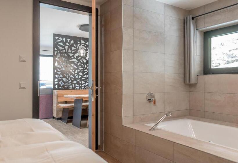 Apartamento Deluxe 1 Dormitório, Corso Living