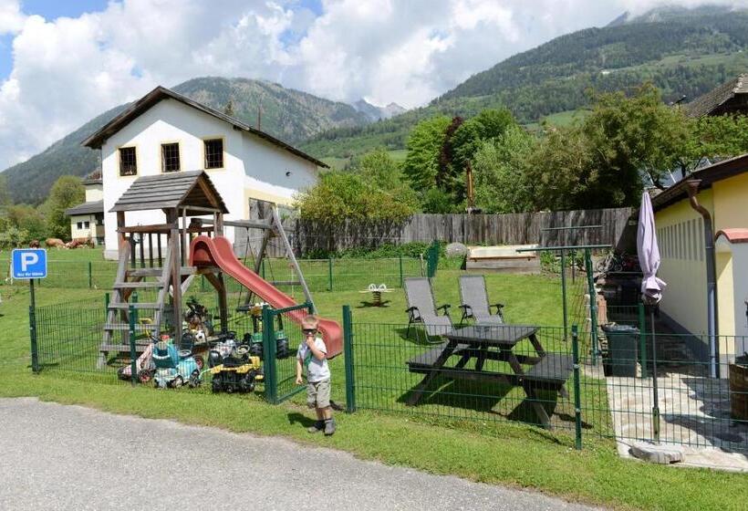 Дом 1 Спальня, Ferienhaus Kolbnitz