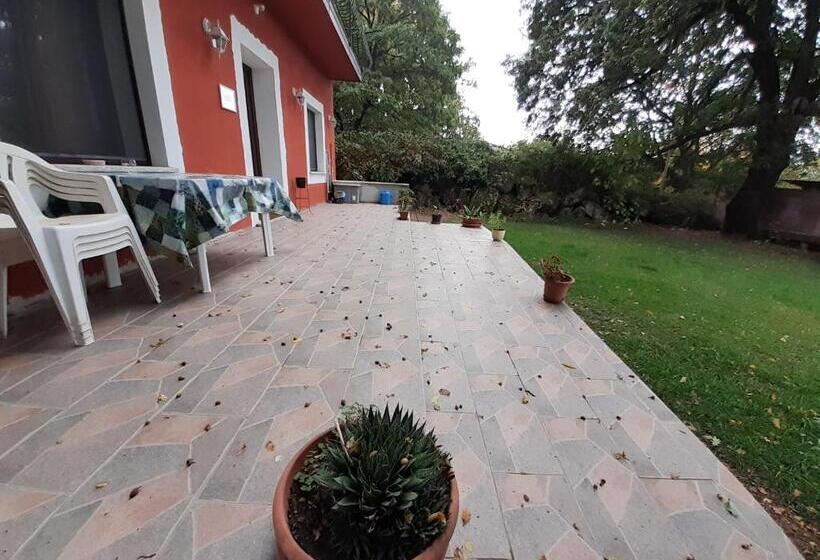 Номер Стандарт Вид на Сад, B&b Kikina