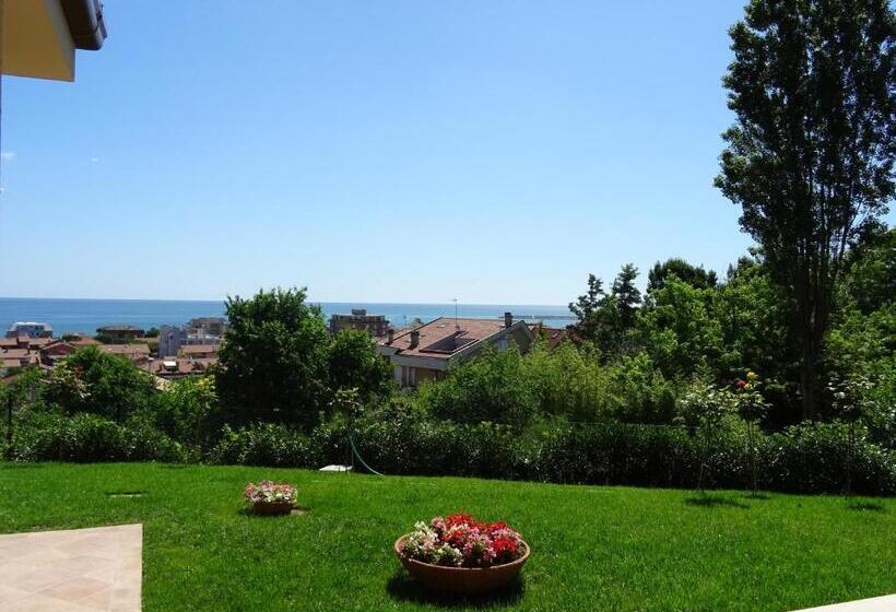اتاق لوکس با چشم‌انداز دریا, Ilpoggetto Bed&breakfast